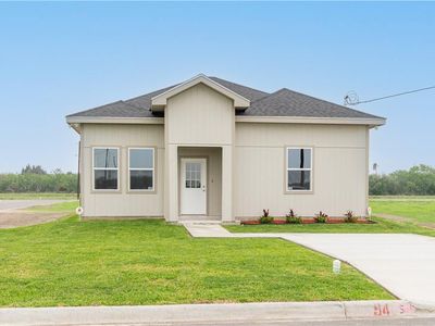 2224 Derrick Ave