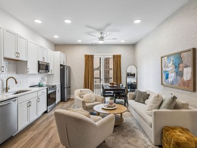 815 Main St #202