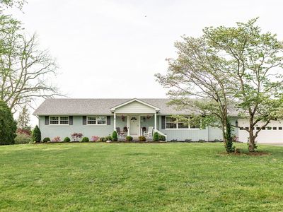 300 Scotts Ferry Rd E