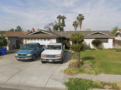 1080 Whitney Dr