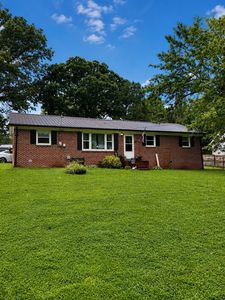 205 Dawn Dr