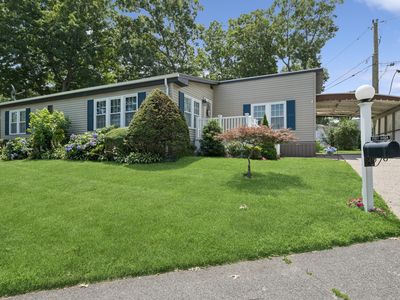 1661 Old Country Rd Unit 452