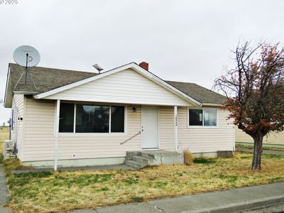 14853 Mount View Dr