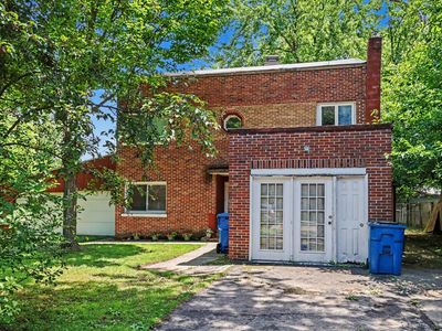 Property at 720 Ashley Dr, Kalamazoo, MI
