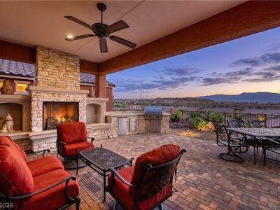 914 Dutch Oven Ln