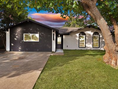 1012 Catherine Ln