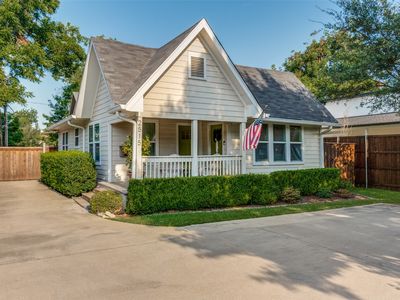 2515 Abrams Rd