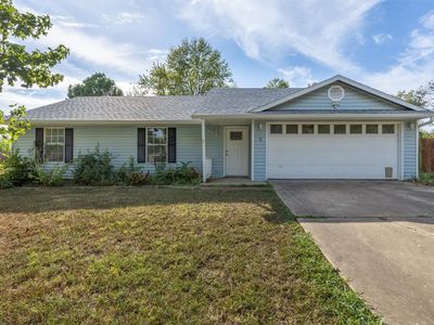 6 Meadowbrook Cir