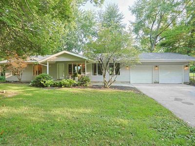 10272 Douglas Rd