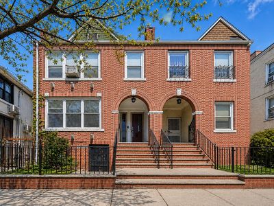 37 Chester Ave