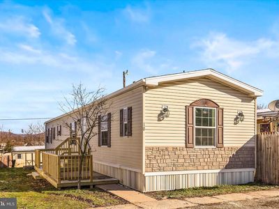 Property at 10 Ridgeview Park, Jonestown, PA