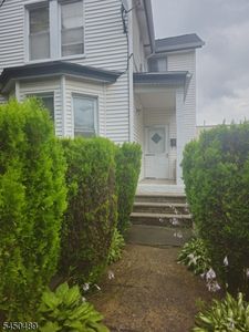 785 Highland Ave