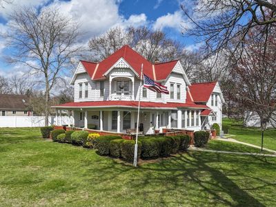 402 W Shiawassee Ave