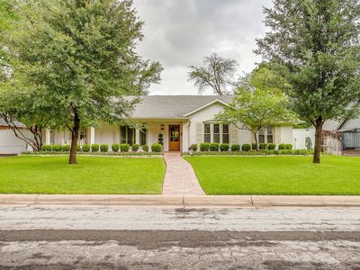 4208 Glenwood Dr