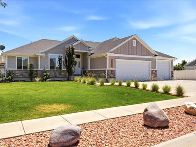 2973 W Red Sand Rd