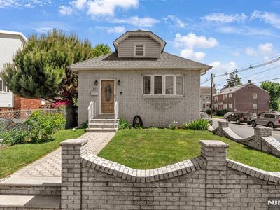 298 Belleville Tpke