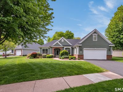 49 Worthington Drive