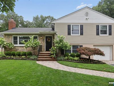 231 Canterbury Dr