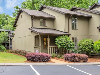 211 Ingleside Way