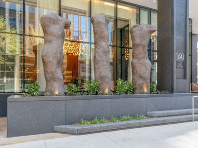 160 2nd Ave S APT 3202