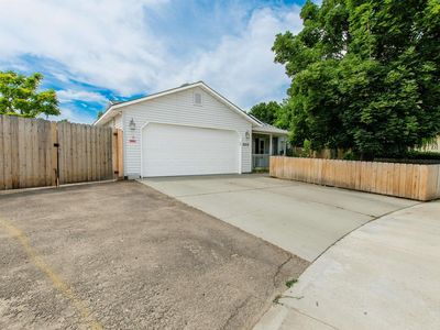 2212 Orion Ave