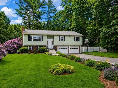9 Lakeshore Dr