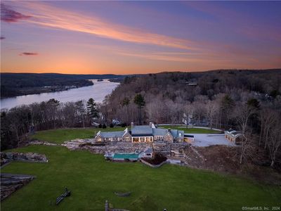 153 Ferry Road