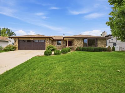 Property at 2122 Sherborn Ln, Schaumburg, IL