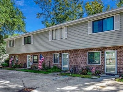 5175 Inlet Garden Ct. #D