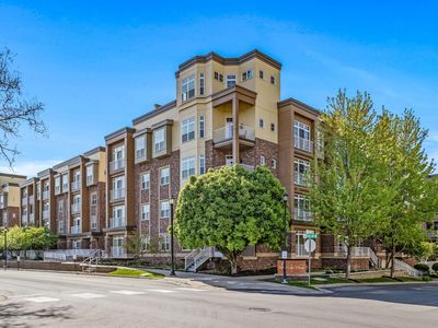 2405 39th Ave NE Unit 205