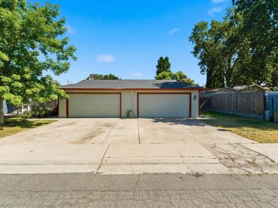 913 Delane Dr