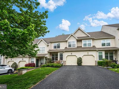 Property at 214 Brookdale Ct, Dresher, PA