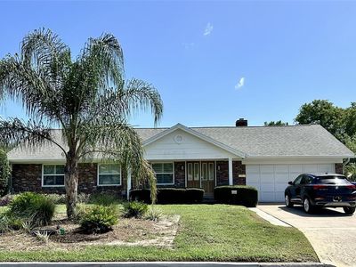 1241 Pryde Dr