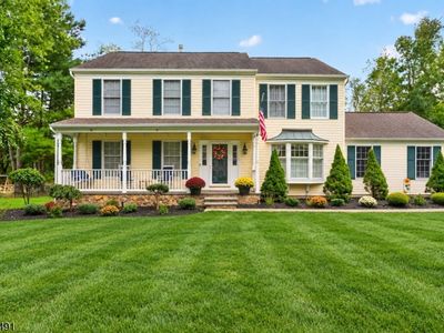 12 Pebble Beach Way