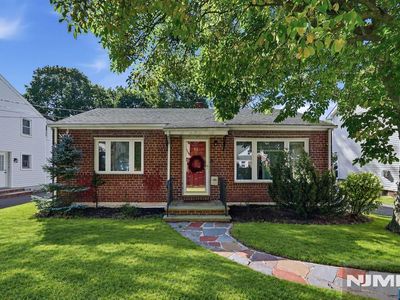 95 Maple Street