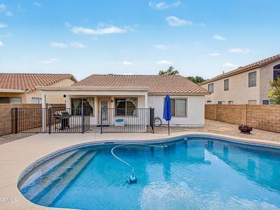 1352 W SPARROW Drive
