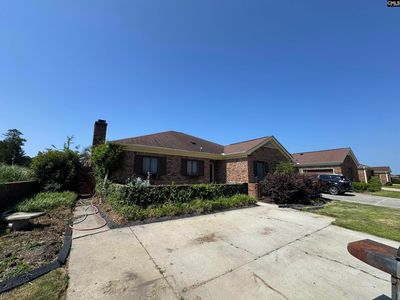 200 Patio Dr