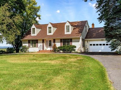 830 Sandtrap Ln