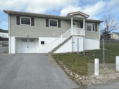 207 Ealy Dr