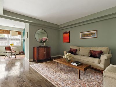 315 E 69th St APT 5G