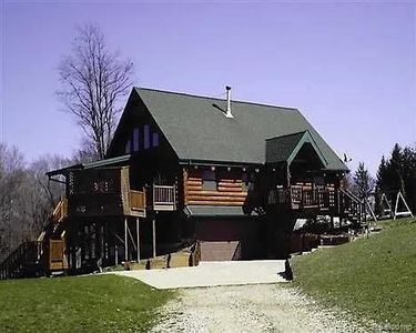 Property at 9009 Cockroft Rd, Eaton Rapids, MI