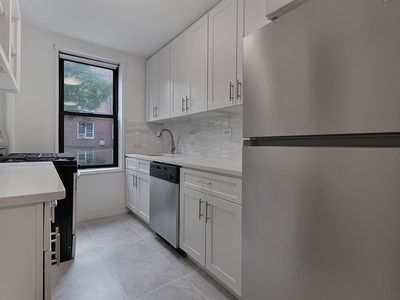 525 W 235th St APT 2D