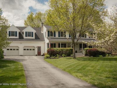4 Echo Valley Road