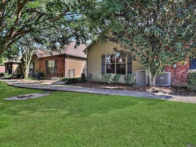 809 Summer Breeze Dr APT 1504