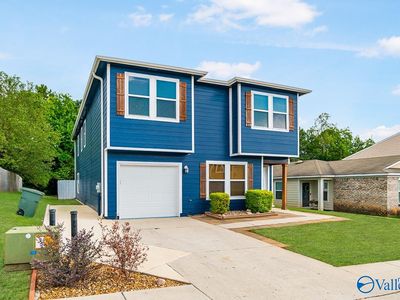 128 Whitestone Dr NE