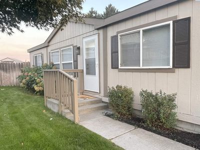 4705 W Grand Ronde Ave