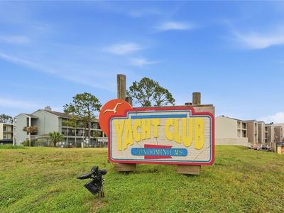 208 Yacht Club Ln #208