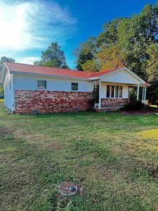 6 North Dr