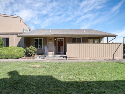 3788 W Benjamin Holt Dr