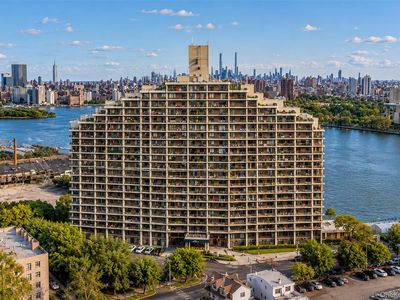 25-40 Shore Boulevard #15Q